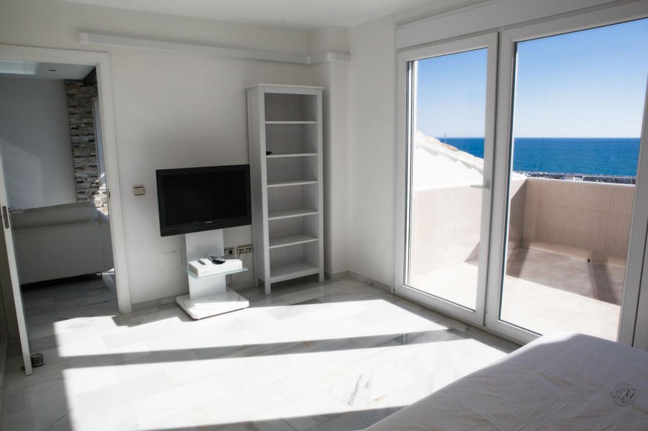 Ferienwohnung Luxury Puerto Banus Penthouse With Parking & Wi-Fi Marbella Exterior foto