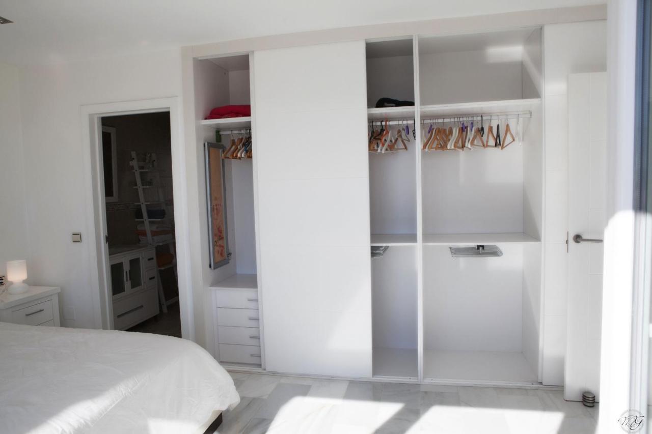 Ferienwohnung Luxury Puerto Banus Penthouse With Parking & Wi-Fi Marbella Exterior foto