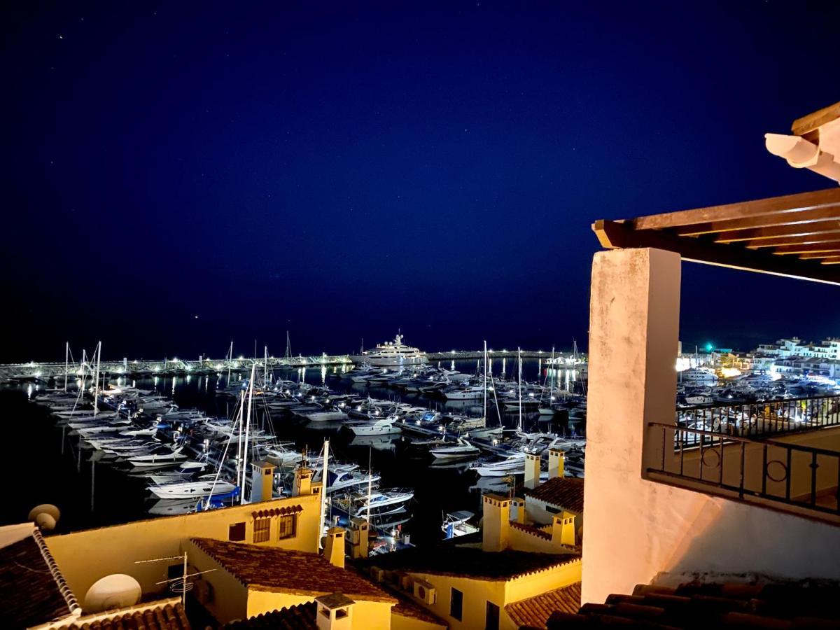 Ferienwohnung Luxury Puerto Banus Penthouse With Parking & Wi-Fi Marbella Exterior foto