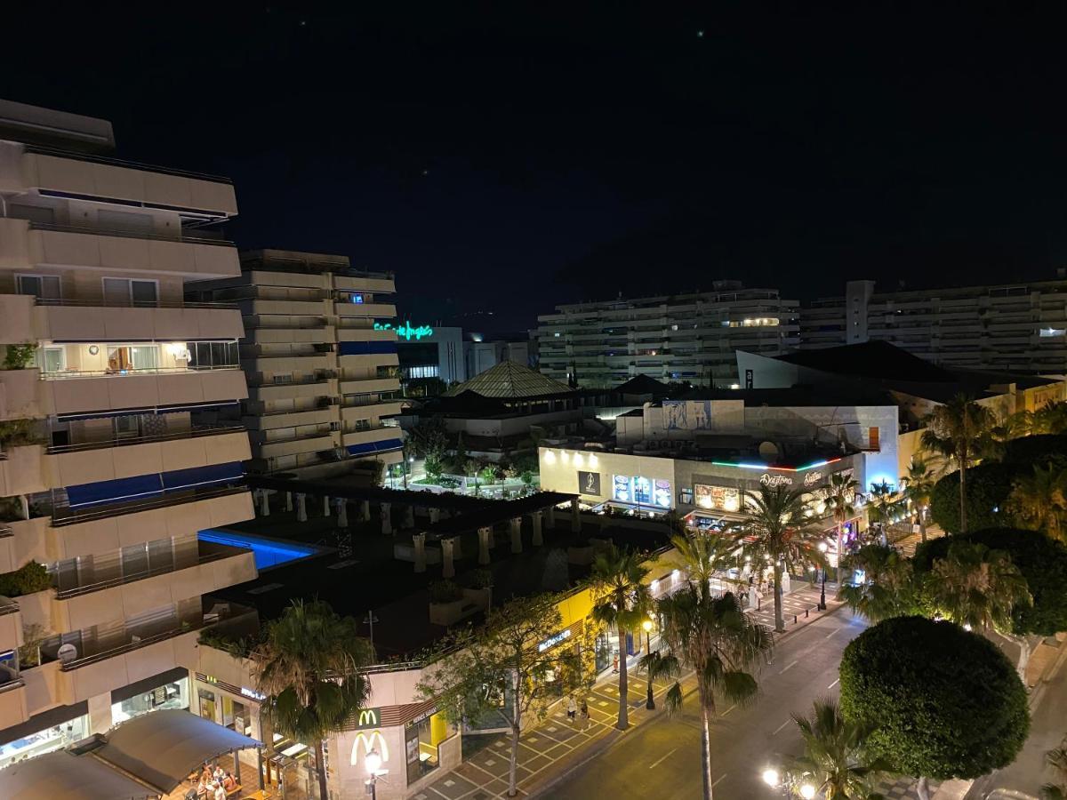 Ferienwohnung Luxury Puerto Banus Penthouse With Parking & Wi-Fi Marbella Exterior foto